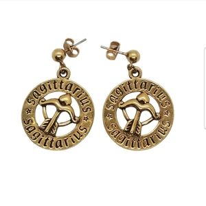 VINTAGE SAGITTARIUS ZODIAC SIGN COIN DROP EARRINGS